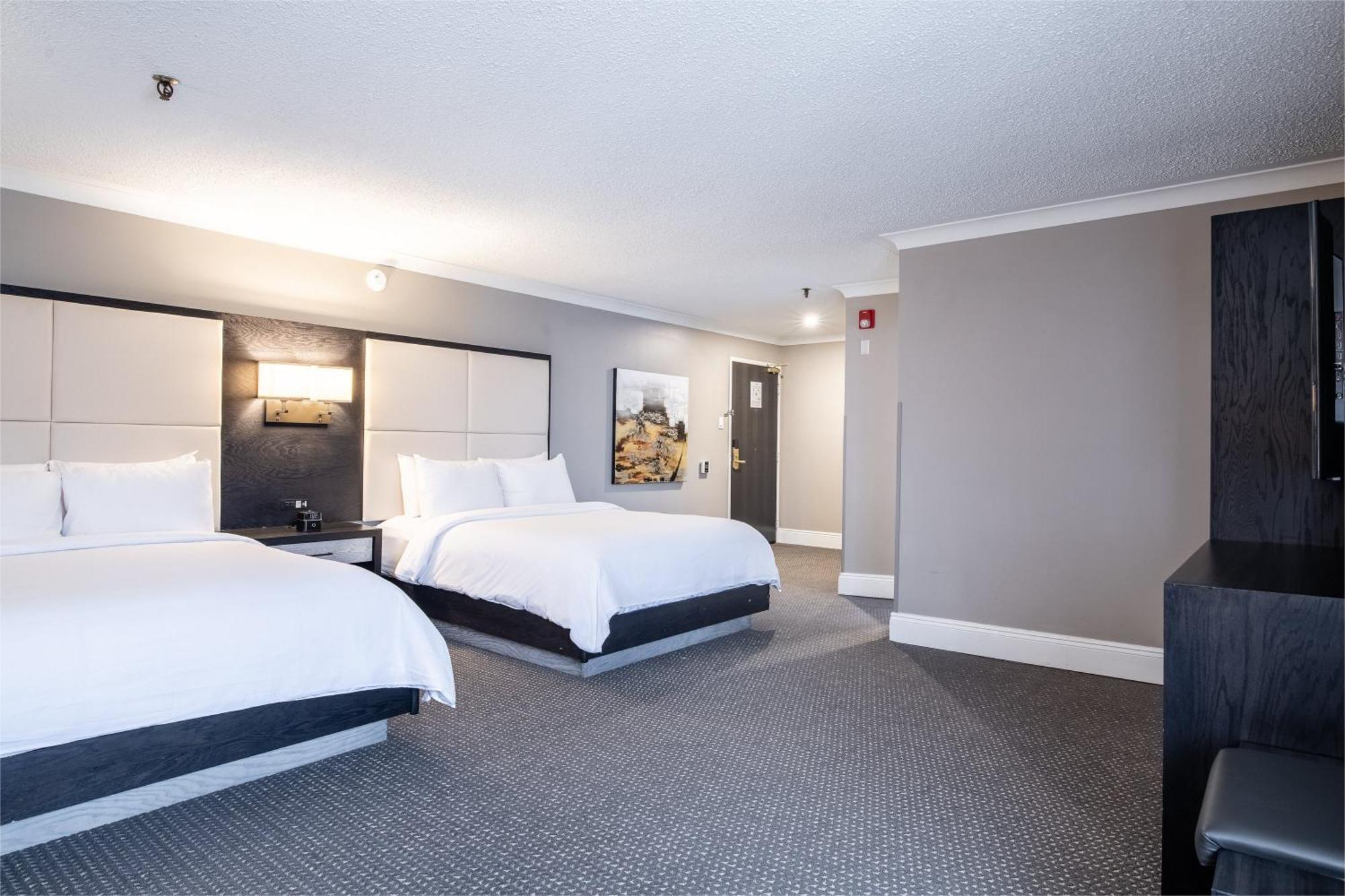 Crowne Plaza Hotel Moncton Downtown By Ihg Екстериор снимка