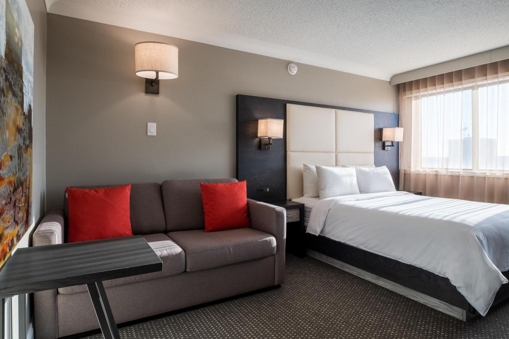 Crowne Plaza Hotel Moncton Downtown By Ihg Екстериор снимка
